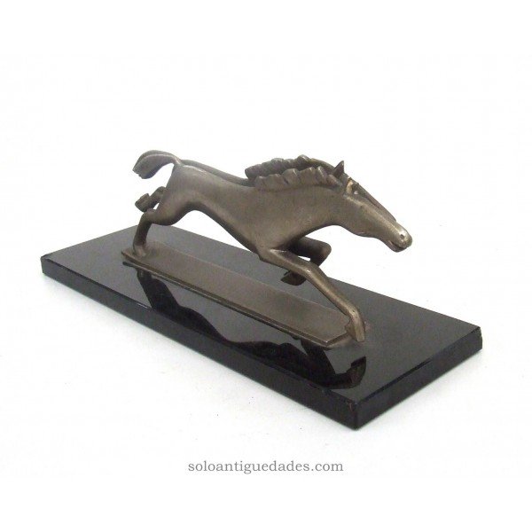 Sculpture pair of horses galloping
