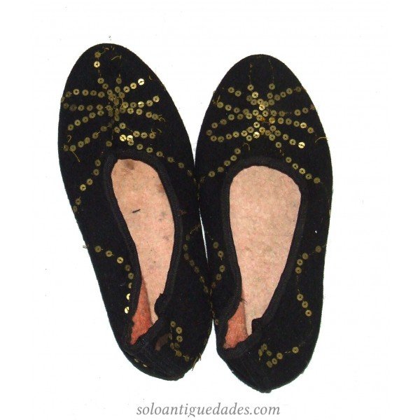 Antique Girl shoes with sequins