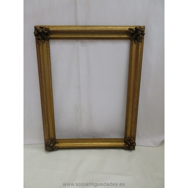 Marco Elizabethan wood and burnished gold leaf