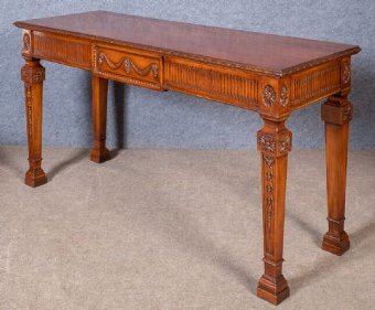 Antique Good Quality Serving Table Console Table