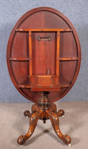 Antique Fine Victorian Burr Walnut Loo / Centre Table