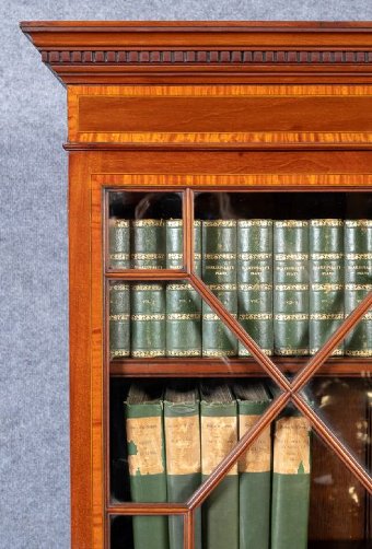 Antique Good Quality Edwardian Inlaid Bookcase