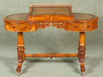 writing table