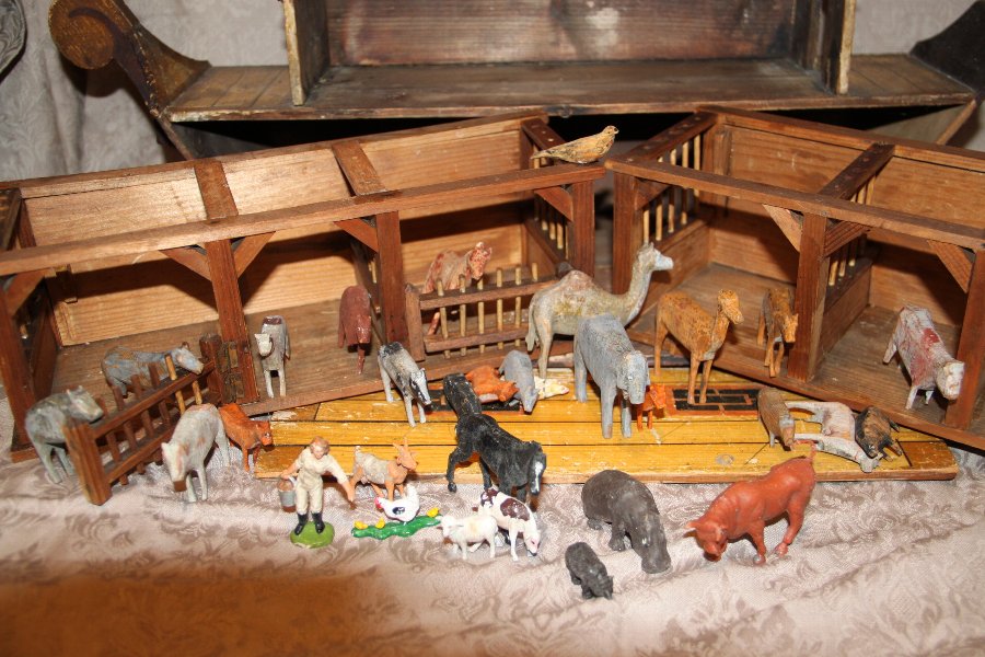 Antique Noahs Ark 19thc, Folk Art. | ANTIQUES.CO.UK