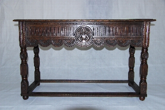 Antique A Superb Oak Hall or Side Table in the Manner of William & Mary Circa 1910
