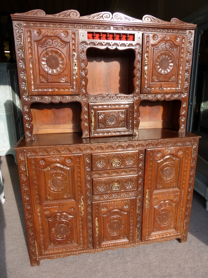 Antique French Period Bretron Dresser In Oak