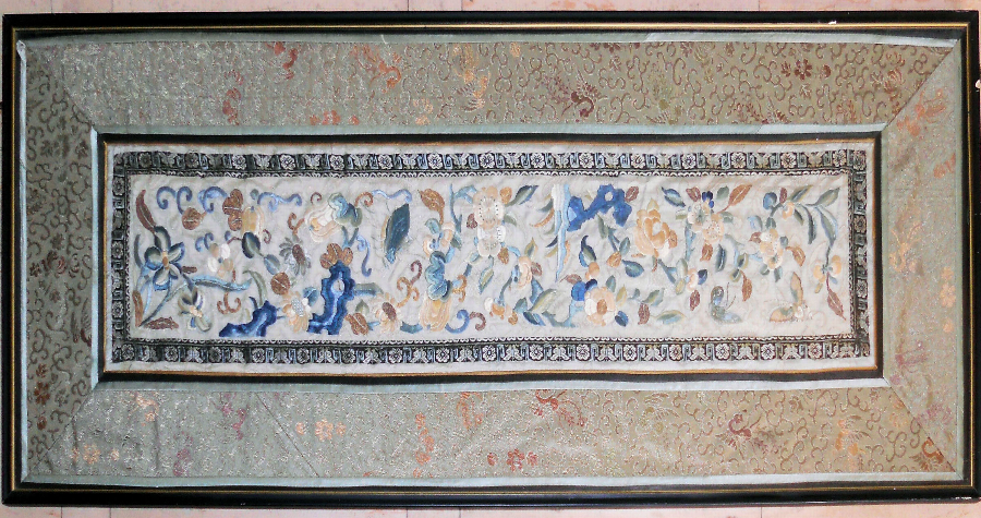 Antique Antique Chinese embroidered silk panel