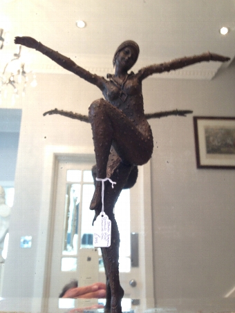 Elegant Bronze Dancing Girl
