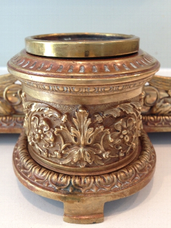 Antique Very attractive Victorian Brass Inkwell