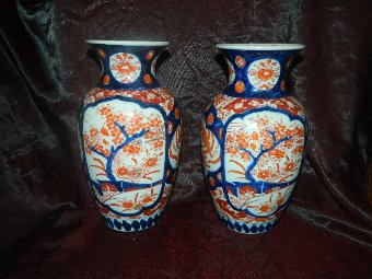 Pair of 19th century Imari vases