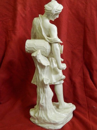 White glazed figurine blanc de chine