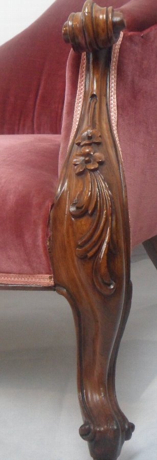 Antique Victorian walnut frame chaise longue