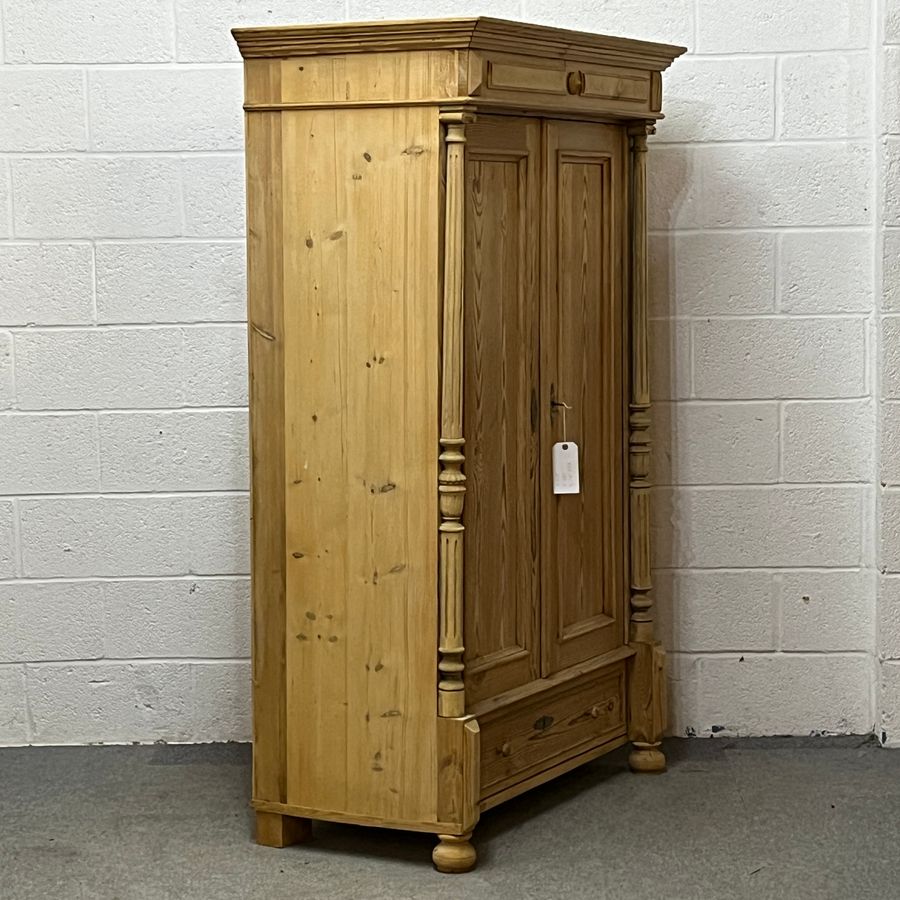 Antique Small Old Pine 2 Door Wardrobe With Columns And Bottom Drawer (W2608D)