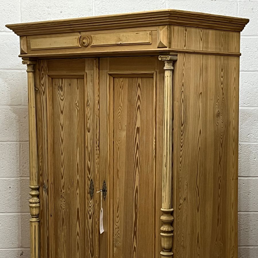 Antique Small Old Pine 2 Door Wardrobe With Columns And Bottom Drawer (W2608D)