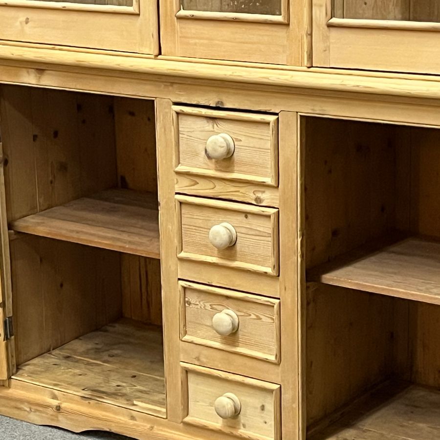 Antique Large Antique Pine Glazed Dresser (Z2605H)
