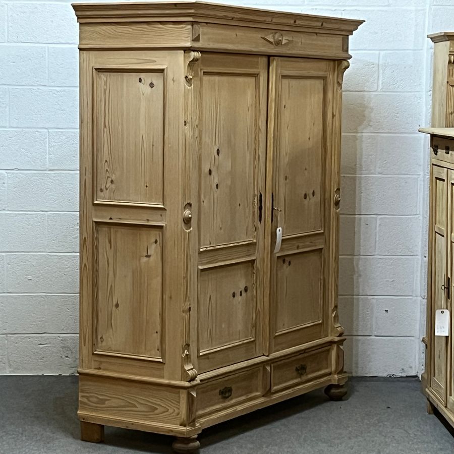 Antique Spacious Double Old Pine Wardrobe with Lower Drawer (A5507F)