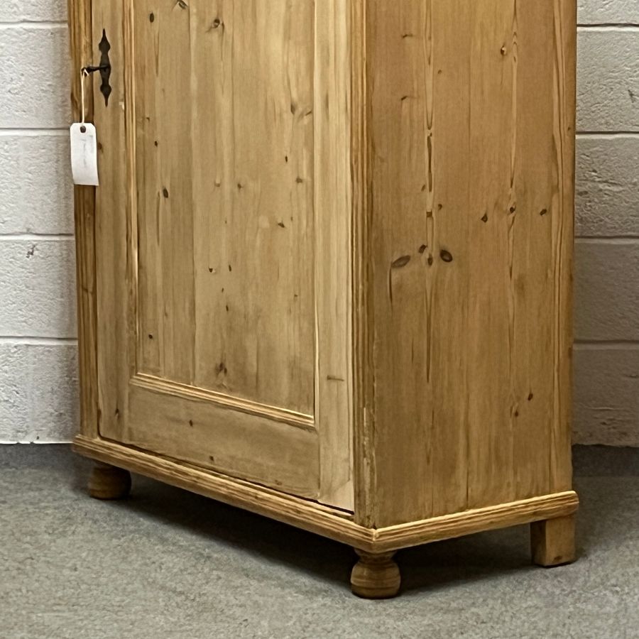 Antique Large Old Pine Single Door Cupboard (B0205D)