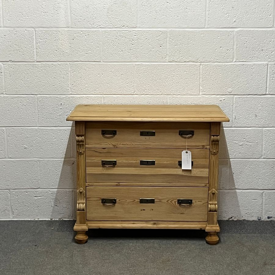 Small Antique Pine Chest Of Drawers (B6606C)