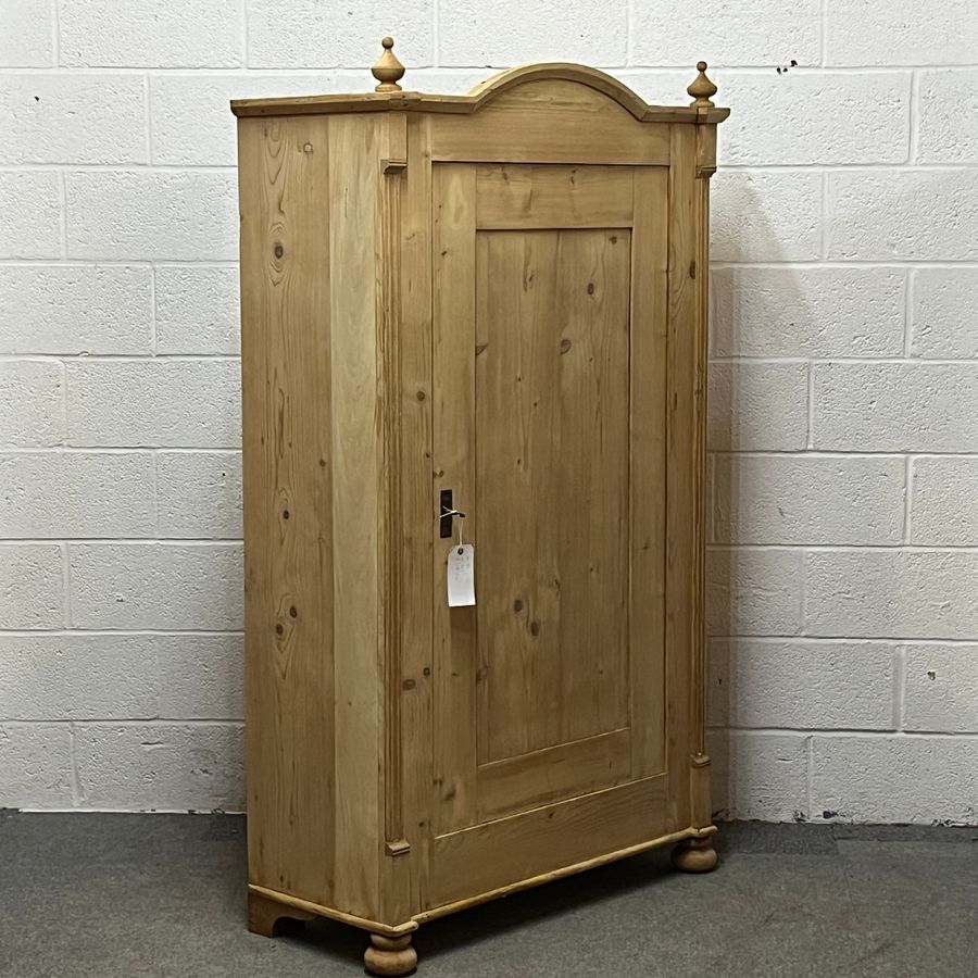 Antique Large Arched Top Pine Shelved Cupboard (C0801D)