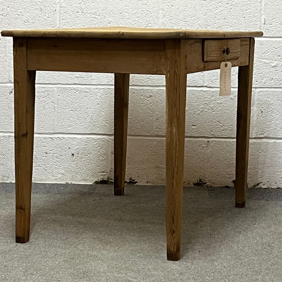 Antique Small Old Pine Table With Drawer (C1704C)