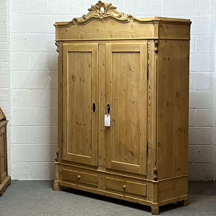 Antique Large Decorative Antique Pine Double Wardrobe (Dismantles) C6152E