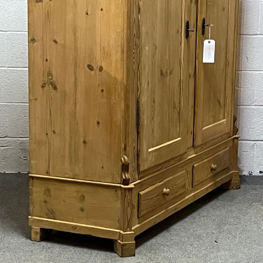 Antique Large Decorative Antique Pine Double Wardrobe (Dismantles) C6152E