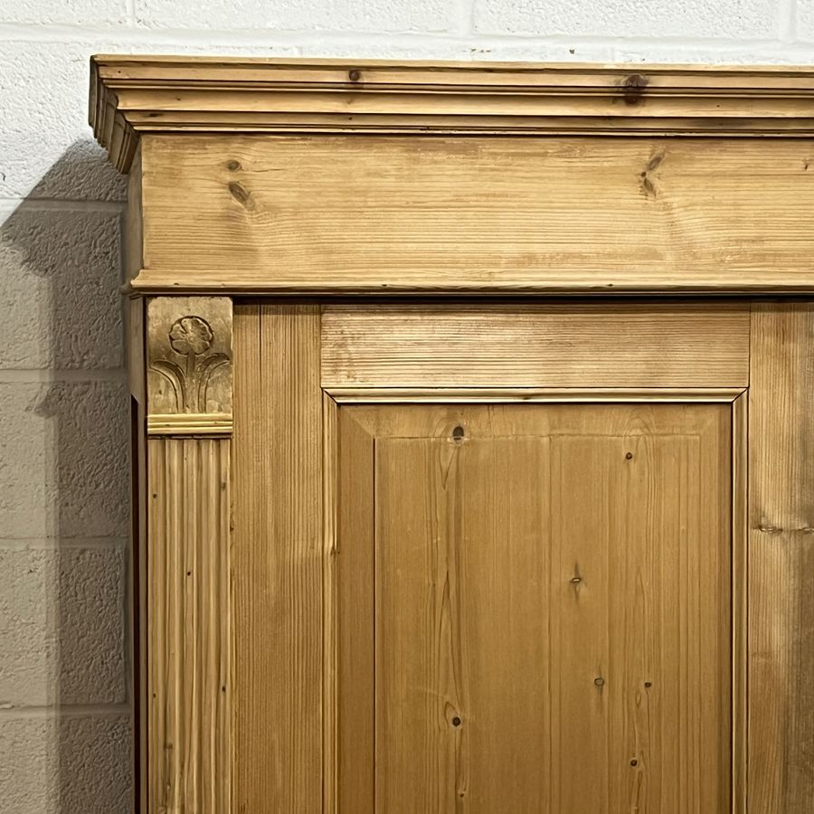 Antique Large Double Antique Pine Wardrobe (Dismantles) D0905F