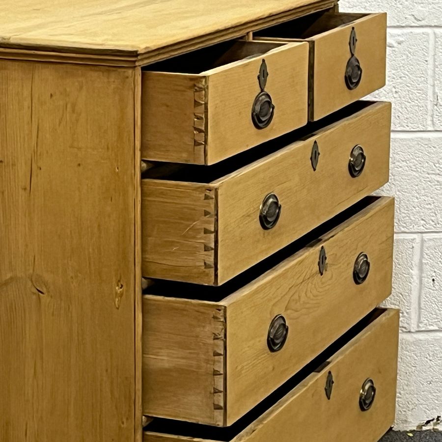 Antique Georgian 2 Over 3 Pine Chest Of Drawers (D2306D)