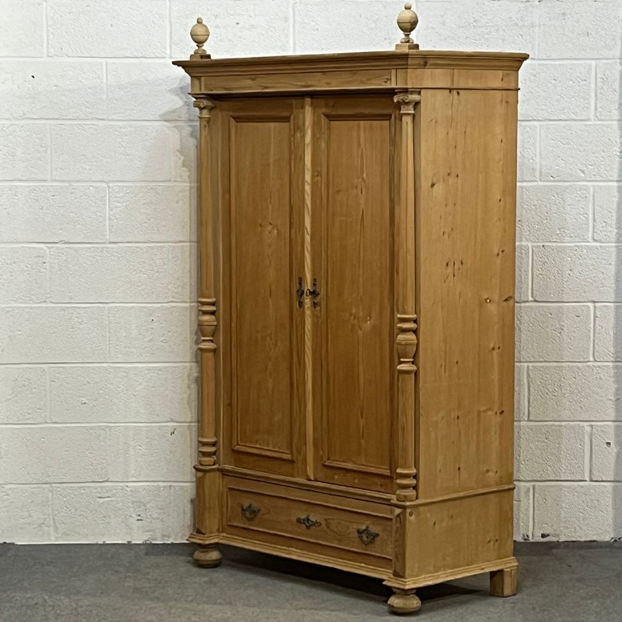 Antique Small Column Antique Pine Double Wardrobe With Bottom Drawer (D1805D)