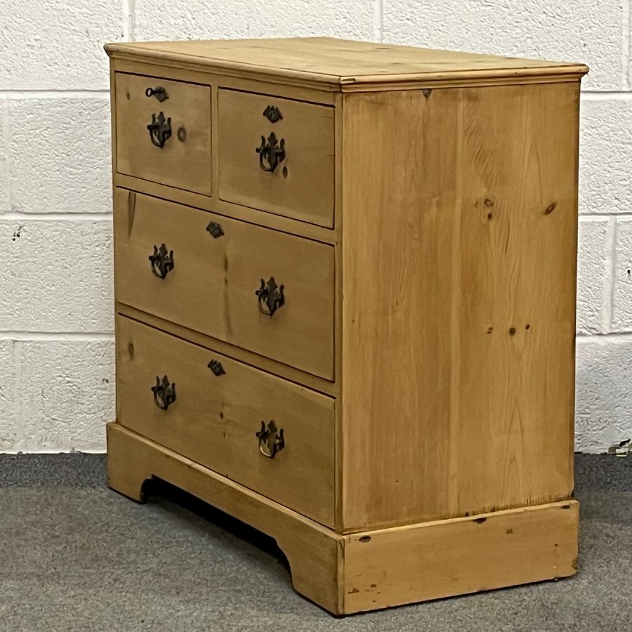 Antique Small Late Victorian Pine Chest Of Drawers (D2504C)