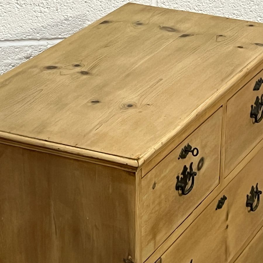 Antique Small Late Victorian Pine Chest Of Drawers (D2504C)