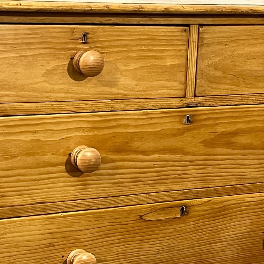 Antique Large Waxed Victorian Pine Chest Of Drawers (D2909C)