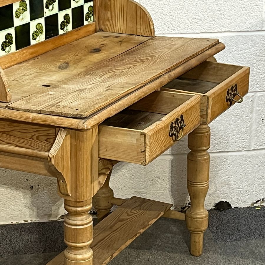 Antique Victorian Pine Tiled Washstand (C6809A)