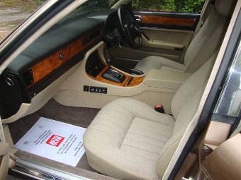 Antique 1989 Jaguar XJ6 2.9 Auto. (Ref: NR703) Classic Jaguar