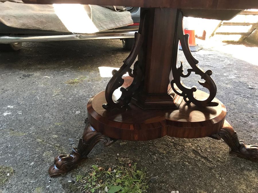 Antique Fantastic Quality Antique Rosewood Dining Table