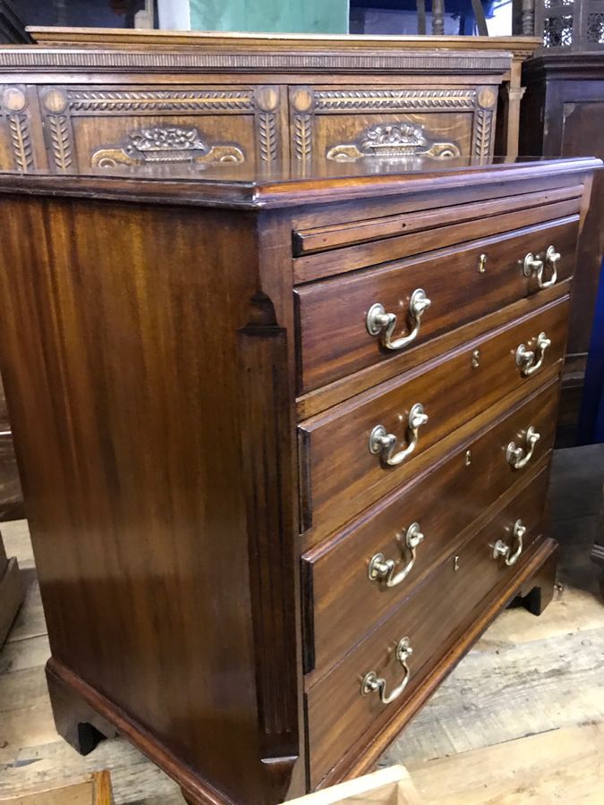 Antique Good Mahogany Chest of Drawers