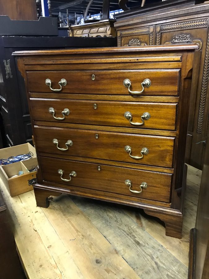 Antique Good Mahogany Chest of Drawers