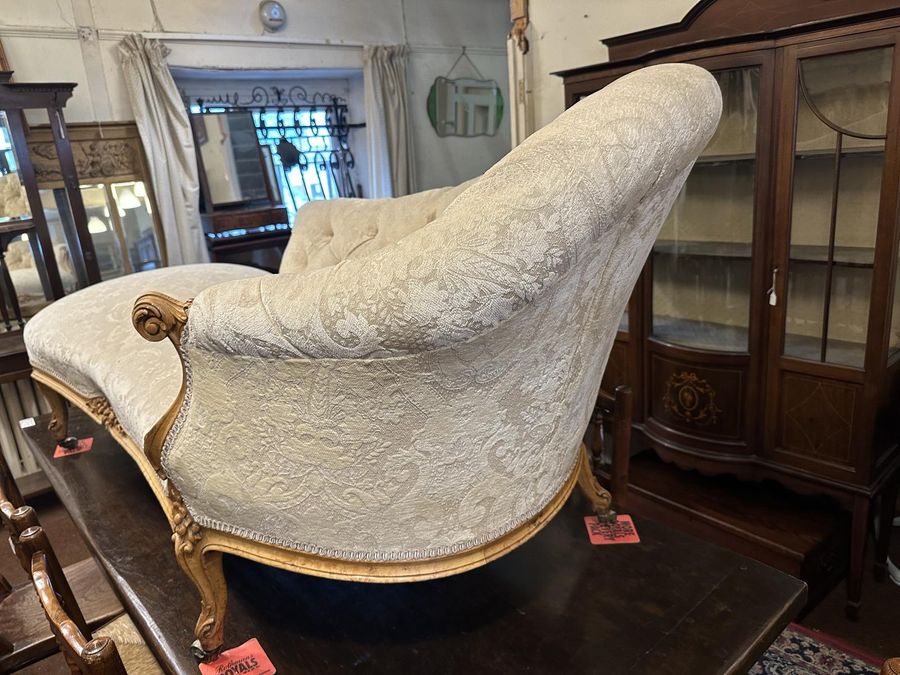 Antique Good Victorian Chaise Lounge