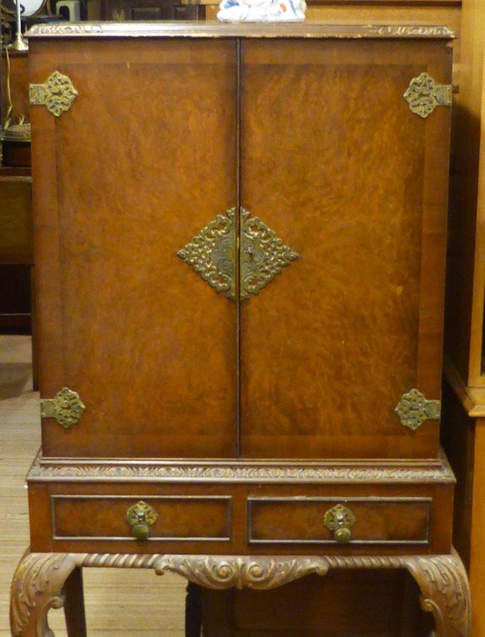 Antique Great Vintage Burr Walnut Cocktail Cabinet - Mid Century