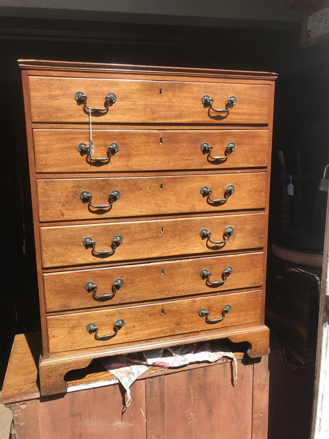 Antique Nice Mahogany 6-Drawer Chest of Drawers with Original Bracket Feet