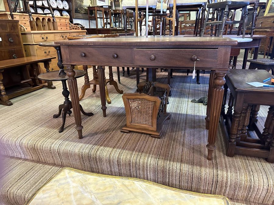 Antique Top Quality Writing Desk Fluted Leg.