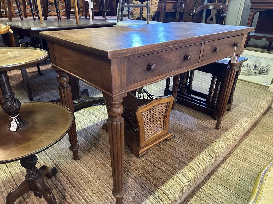 Antique Top Quality Writing Desk Fluted Leg.