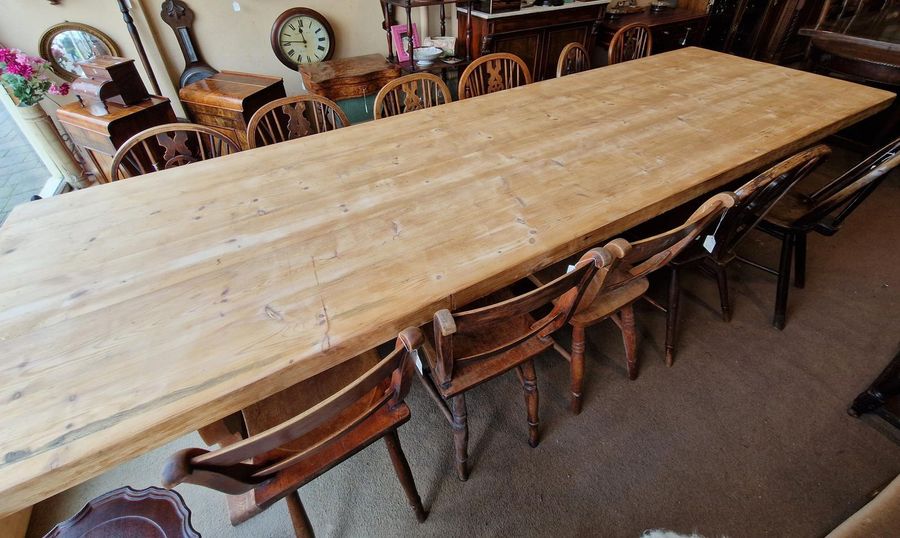 Antique Traditional Large Pine Refectory Table - Early 20th Century