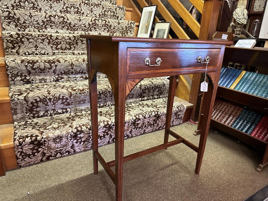 Antique Very Pretty Edwardian Inlaid Mahogany Side Table