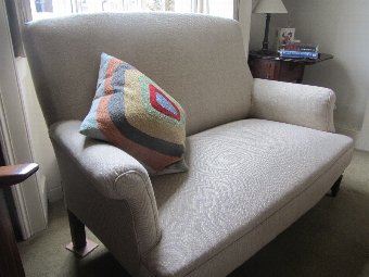 Antique 2 seater antique sofa