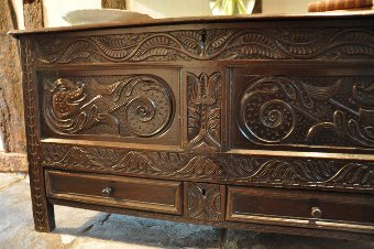 Antique AN EXCEPTIONAL LATE 17TH CENTURY OAK MULE CHEST. PROBABLY WEST COUNTRY. C 1680 