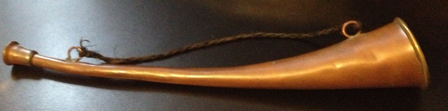 Vintage 12 inch curved all copper hunting horn with 2 inch bell diameter  