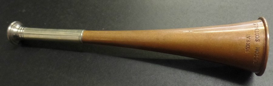 Vintage Copper & nickel 9 inch Beaufort hunting horn by Henry Keat of Sutton Scotney