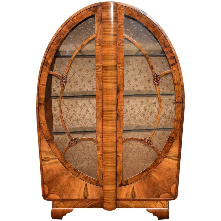 1930's Art Deco Display Cabinet in Walnut