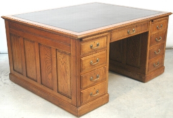 Superb Antique 18 Drawer Oak Partners' Desk